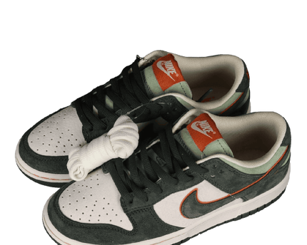 Men's Nike SB Dunk Low x Otomo Katsuhir Steamboy Boy OST Shoes