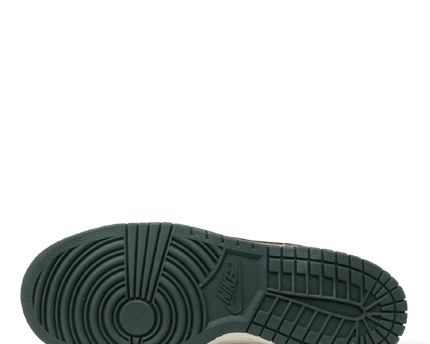 Men's Nike SB Dunk Low x Otomo Katsuhir Steamboy Boy OST Shoes