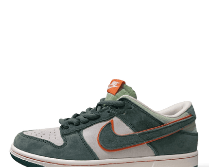 Men's Nike SB Dunk Low x Otomo Katsuhir Steamboy Boy OST Shoes