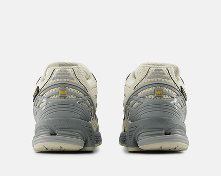 Men's New Balance 1906R 'Cream' Shoes
