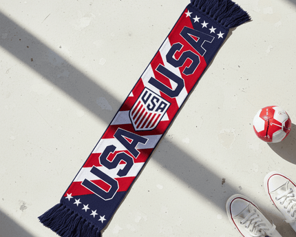 USA Scarf World Cup 2026 With Classic Fringed Edges And Team Crest