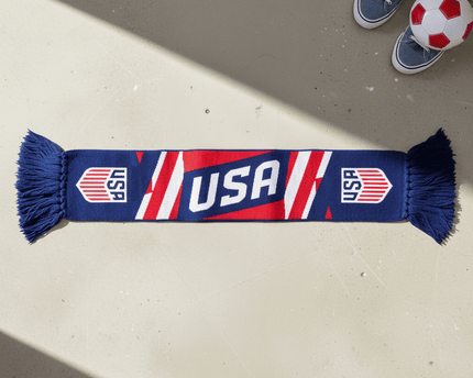 USA Scarf World Cup 2026 Featuring Bold Dynamic Stripe Design