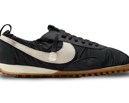 Men's Jacquemus x Nike Moon Off Noir Shoes