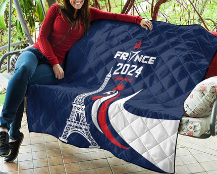 France 2024 Bonjour Quilt Eiffel Tower Gallic Rooster